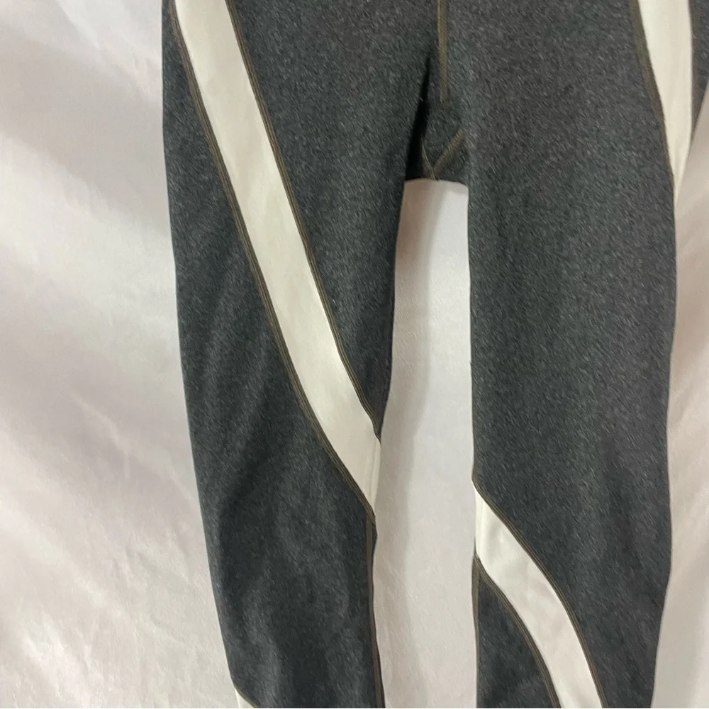 Gapfit gfast Capri workout capris - Picture 9 of 12